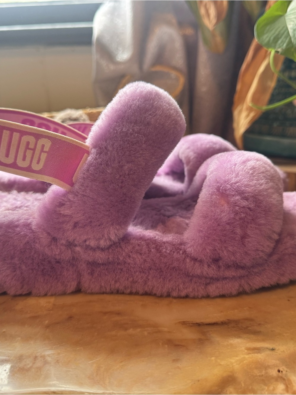 UGG Oh Yeah Slides “Magnolia"